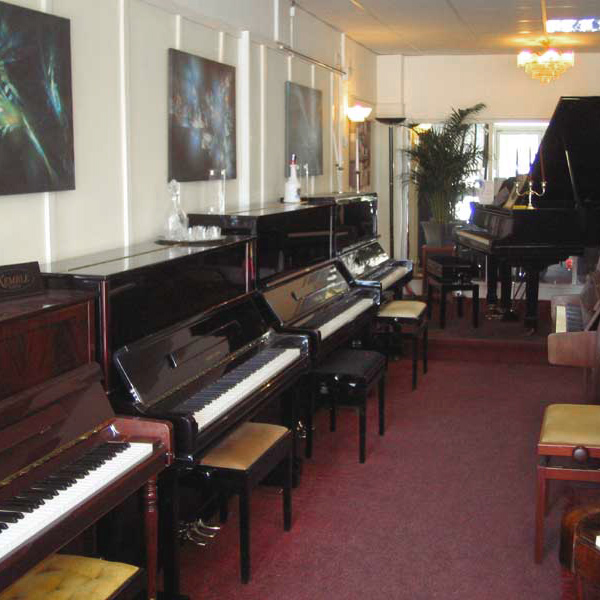 Acoustic grand and upright pianos for sale